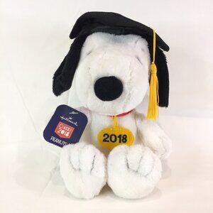 Hallmark Peanuts Snoopy Graduation Plush Stuffed Animal 2018 with Tags